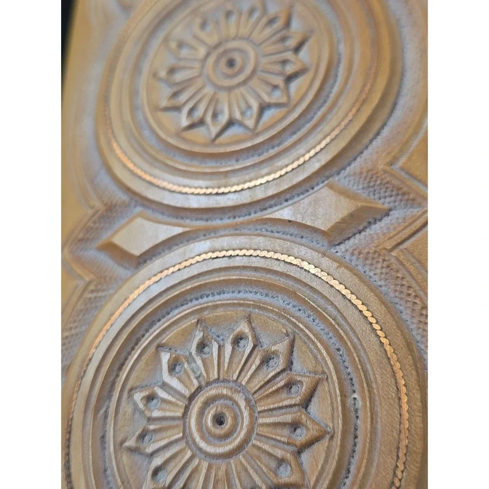 Vintage Wooden Trinket Box Jewelry Box Intricate Ornate‎ Carved Retro